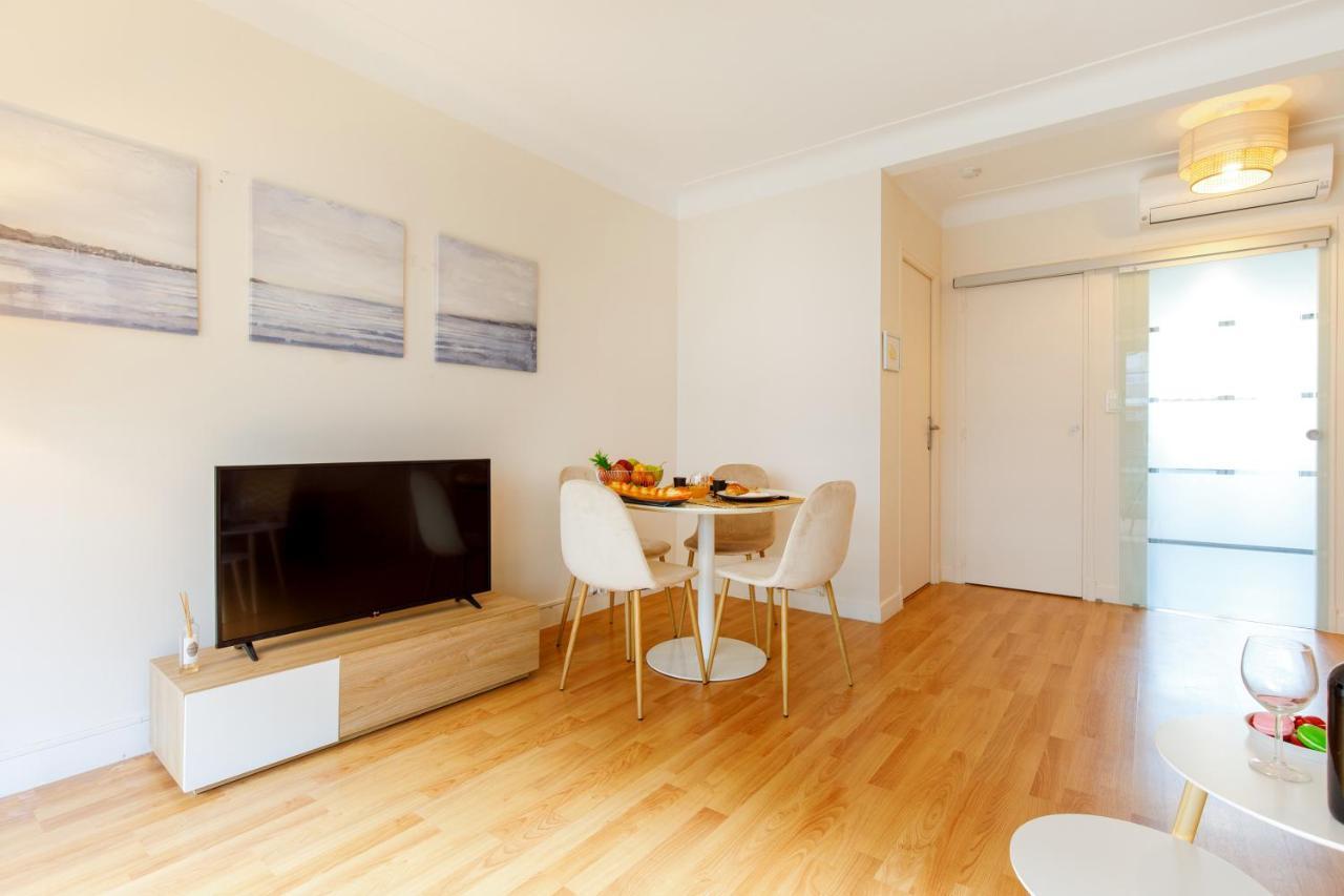 Home A Yourhosthelper Cannes Ngoại thất bức ảnh